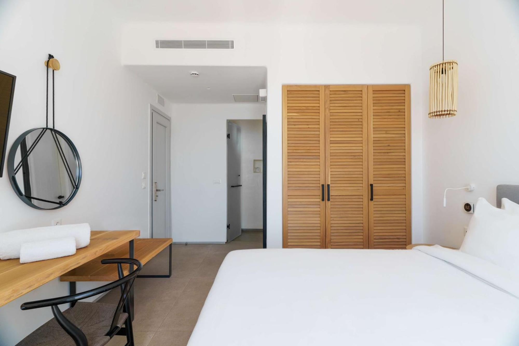 Radisson Blu Euphoria Resort, Mykonos カロ・リヴァディ エクステリア 写真