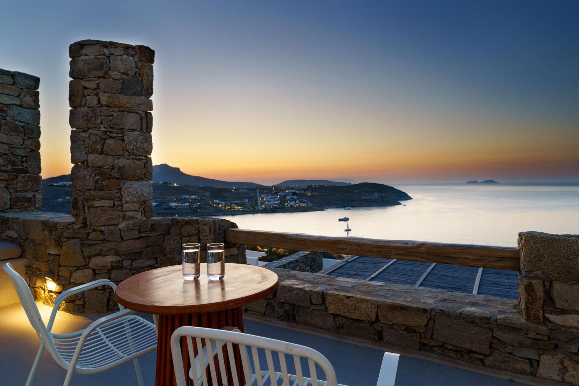 Radisson Blu Euphoria Resort, Mykonos カロ・リヴァディ エクステリア 写真